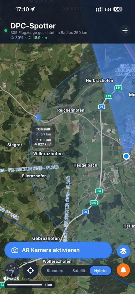 DPC-Spotter Live-Karte im Hybrid-Modus mit Flugzeugen im Umkreis
